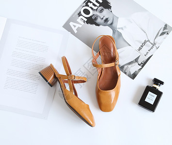 时尚女鞋创意杂志高清图片
