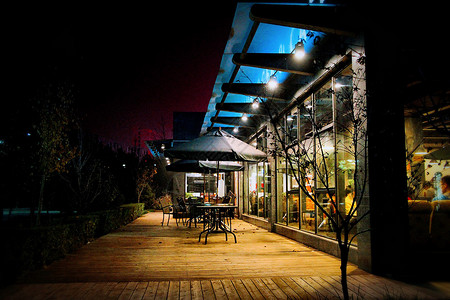 咖啡厅夜景图片