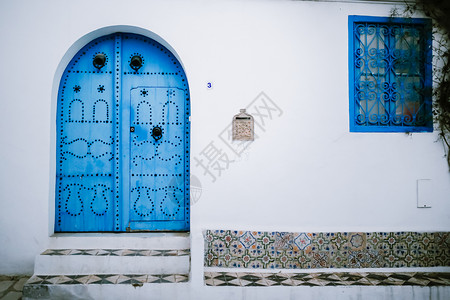 北非突尼斯蓝白小镇高清图片