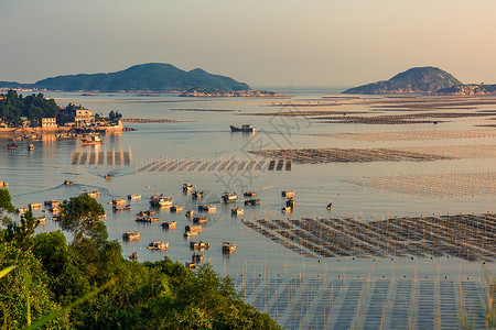 夕阳下的福建霞浦渔港背景图片