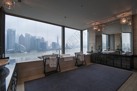 悦榕庄酒店视野极佳的浴室背景