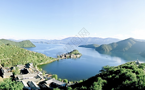 登山游小云南泸沽湖里格岛背景