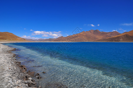 蓝色神西藏风光 羊湖背景