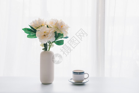 白色室内设计花瓶咖啡摆放背景