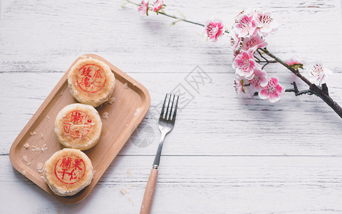 中国风唯美花朵中秋传统美食老月饼背景