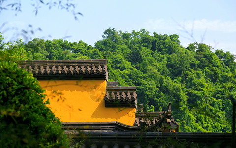 黄色的阳光杭州灵隐寺背景