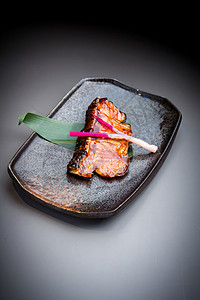 日本料理照烧鳕鱼高清图片