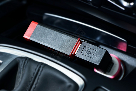 汽车音频线USB接收器背景