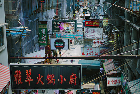 霓虹灯广告牌俯拍香港小巷背景