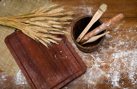 小麦和面粉小麦面馒头高清图片