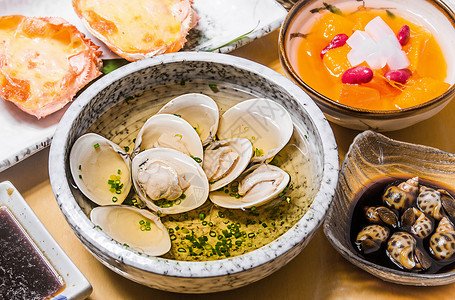 日式清炖蛤蜊高清图片
