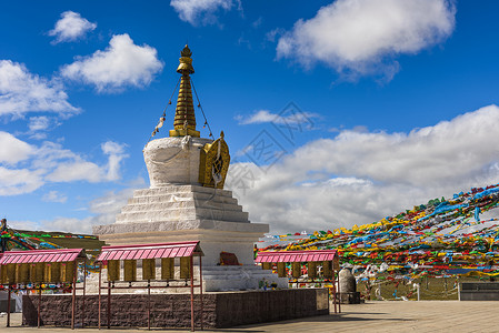 西藏白塔阿里的白塔背景