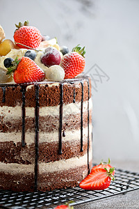 日系蛋糕巧克力奶油草莓裸蛋糕背景