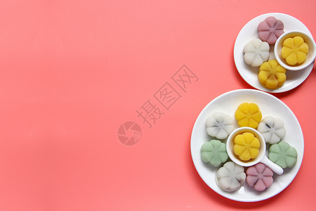 清新简约彩色冰皮月饼中秋美食背景素材高清图片