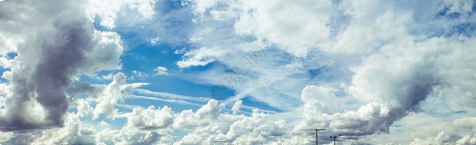 工地围挡素材建筑工地上空蓝天白云全景背景