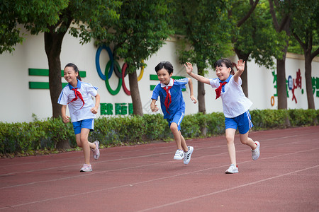 学生夏令营夏令营背景