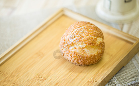 泡芙面包店烤松饼高清图片
