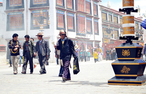八廓街藏族同胞高清图片