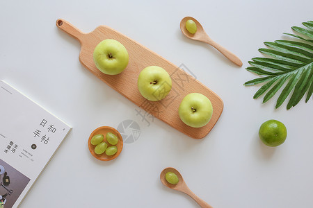 水果静物绿色木苹果高清图片