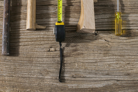 木匠工具和木料背景图片