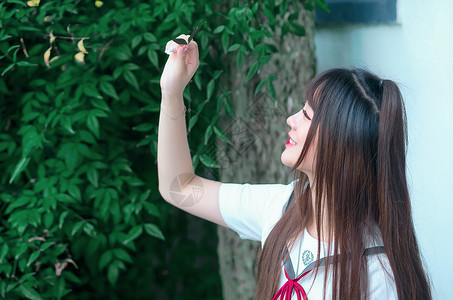 美女模特户外小清新图片