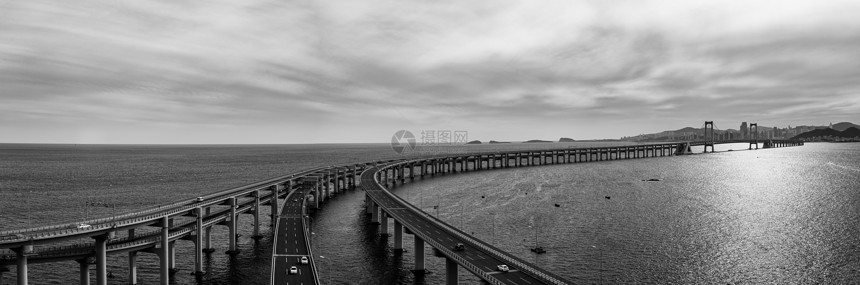 黑白星海湾跨海大桥图片