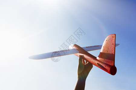简单旅行素材玩具飞机背景