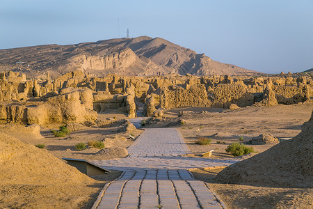 南丝绸之路新疆交河故城背景