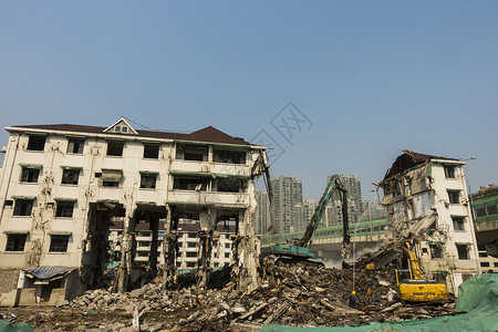毁灭的城市发展时拆除房子背景