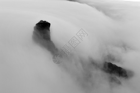 仙风道骨贵州铜仁梵净山水墨画风景照背景