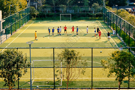 小型的武汉足球场五人制足球赛背景
