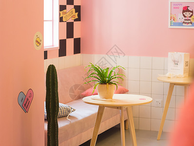 咖啡厅一角粉色的一角背景
