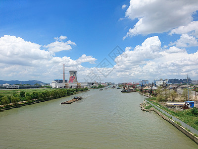 蓝天下的大运河高清图片