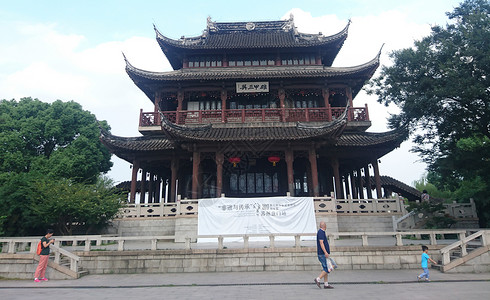 盘门景区旅游放生池高清图片