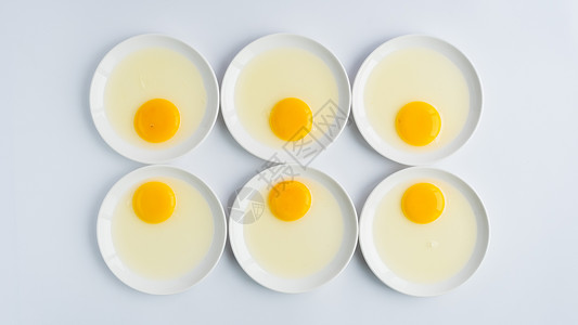 鸡蛋蛋黄奶黄酥高清图片