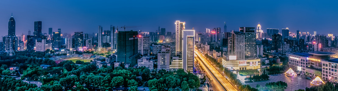 武汉城市夜景汉口中山大道全景背景图片