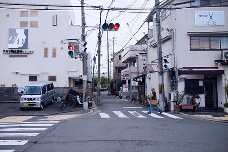 红绿灯背景日本街道背景