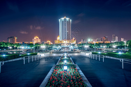 世纪广场上海浦东新区政府大楼夜景背景