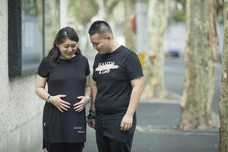 准妈妈孕妇和准爸爸的生活图片