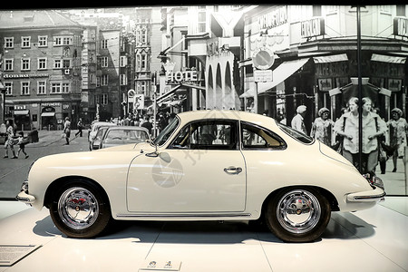 海报炫酷素材车展上的复古汽车背景