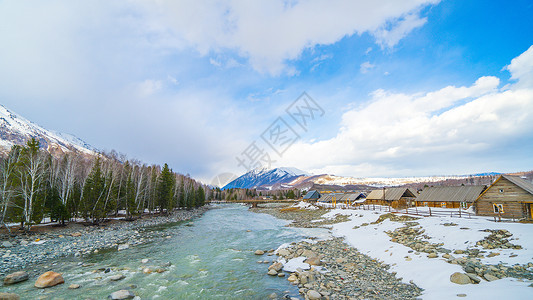 喀纳斯图瓦新疆喀纳斯景区禾木村背景