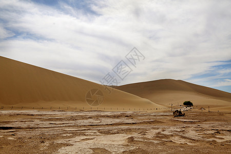 甘肃敦煌鸣沙山沙丘唯美风景照图片