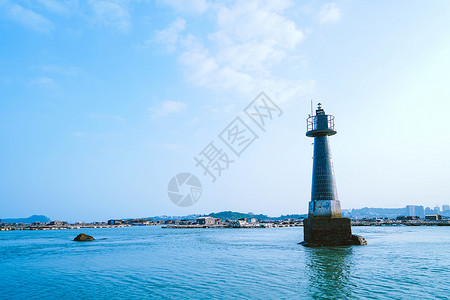 海上灯塔背景图片