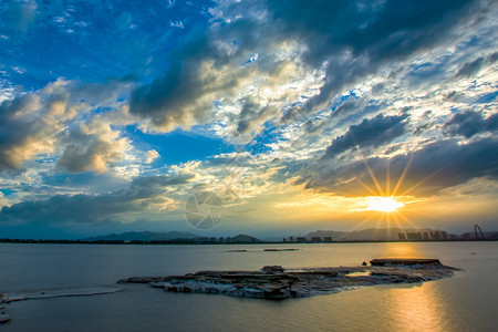 环岛路随拍钱塘江夕阳背景