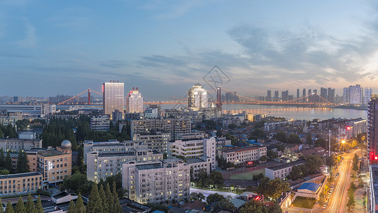 城市道路俯瞰武汉城市建筑风光背景