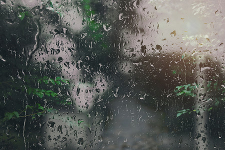 雾玻璃雨 山 雾背景