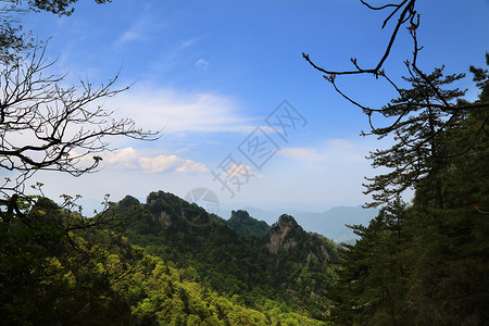 十堰武当山风景区图片