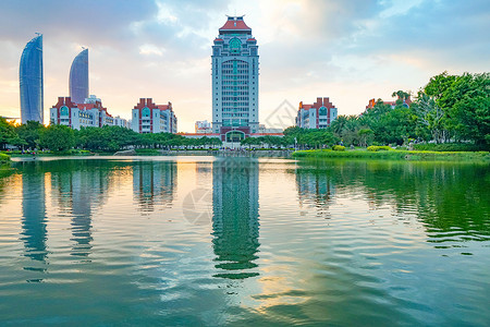 颂钵厦门大学芙蓉湖背景