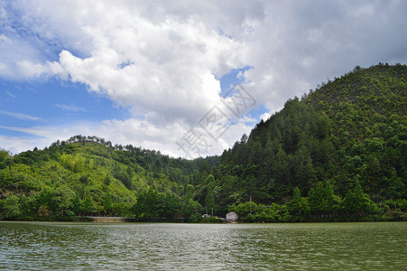 云和湖仙宫风景区背景