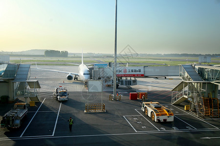 郑州机场背景图片